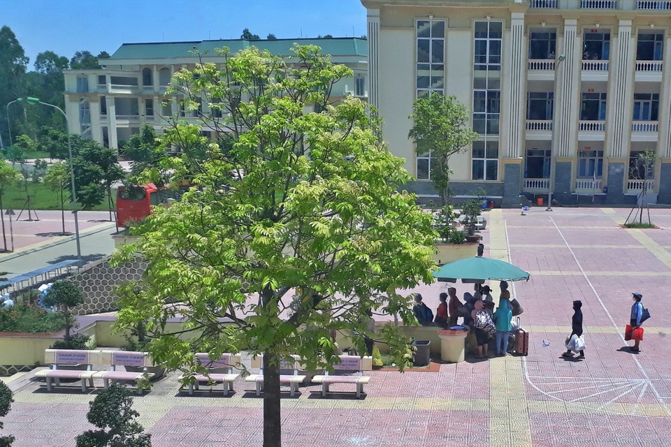 Hà Nội: 40 người liên quan hội thánh, nóng chùm ca bệnh tại khu cách ly - 2 Hà Nội: 40 người liên quan hội thánh, nóng chùm ca bệnh tại khu cách ly - 2