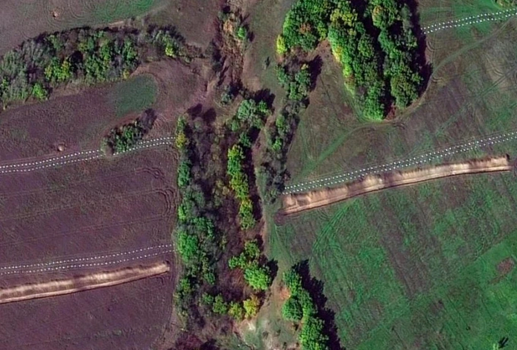 Phản công quyết liệt, Ukraine lần đầu áp sát phòng tuyến răng rồng của Nga - 1 Phản công quyết liệt, Ukraine lần đầu áp sát phòng tuyến răng rồng của Nga - 1