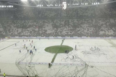 Tuyết rơi như ở Thường Châu, trận đấu của Juventus bị hoãn