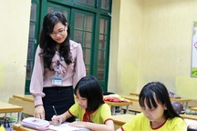 Lương nhà giáo thấp nhất là 3.2 triệu đồng