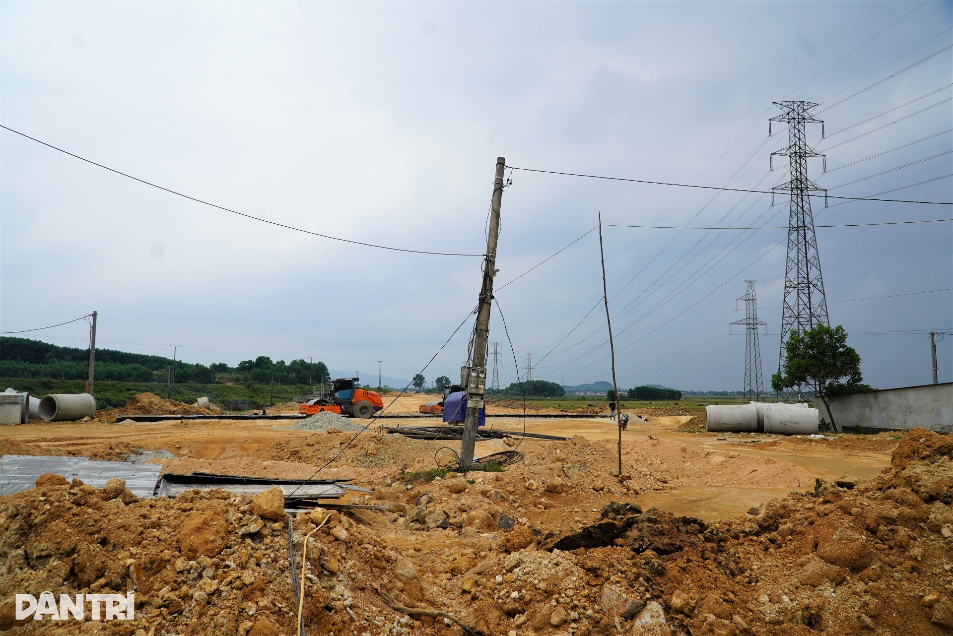 Cao tốc Bắc - Nam qua Hà Tĩnh thi công nhảy cóc, uốn lượn - 6 Cao tốc Bắc - Nam qua Hà Tĩnh thi công nhảy cóc, uốn lượn - 6