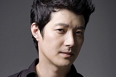 Diễn viên Kang Dae Sung qua đời vì tai nạn xe máy