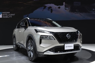 Nissan X-Trail 2023 chỉ "ăn" 5 lít xăng cho 100 km, chờ ngày về Việt Nam