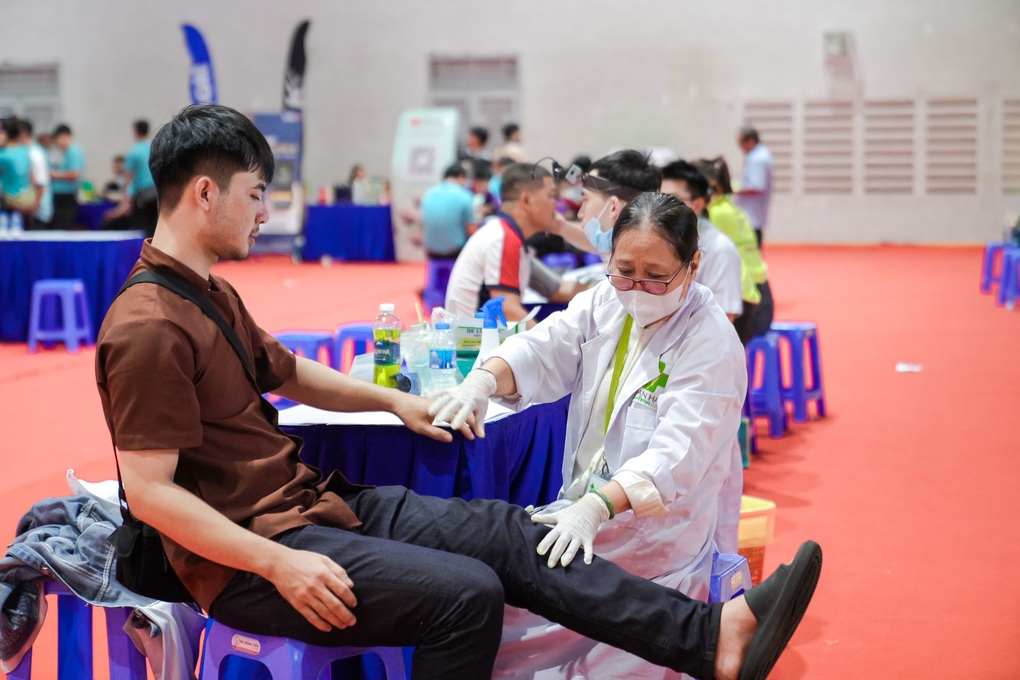 Hàng trăm tài xế gia nhập Xanh SM tại ngày hội “Bác tài xanh” - 5 Hàng trăm tài xế gia nhập Xanh SM tại ngày hội “Bác tài xanh” - 5