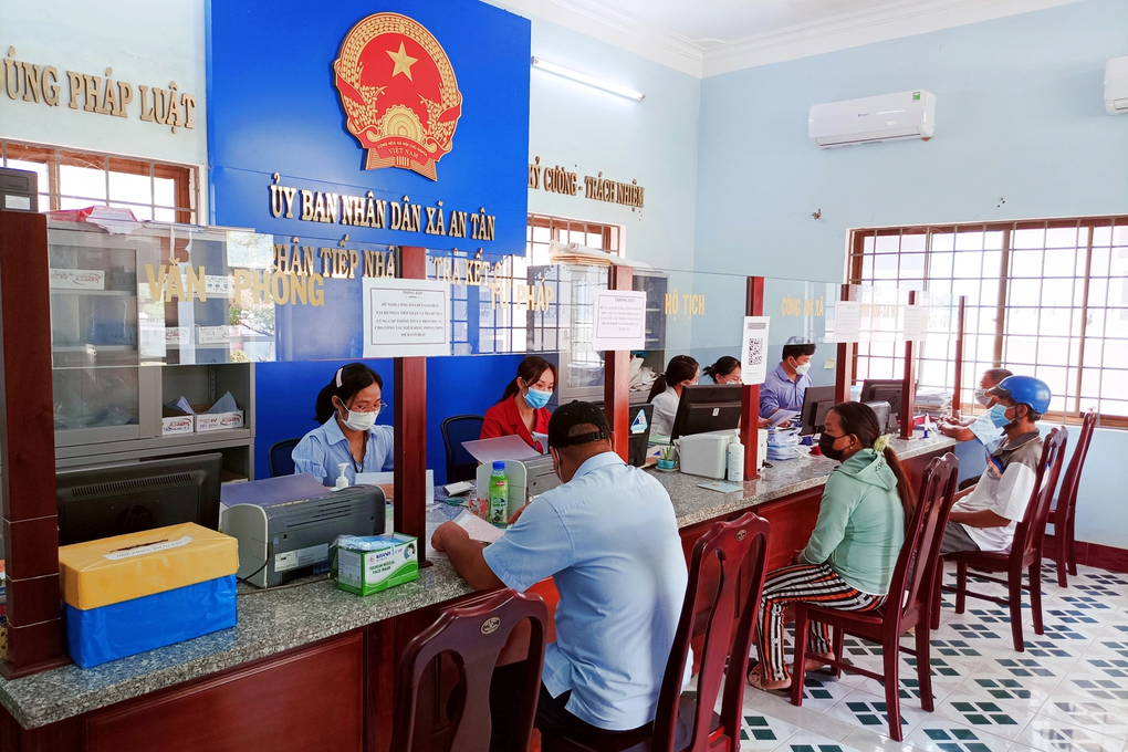 Tuyệt đối không gây khó khăn cho dân trong thủ tục đất đai - 2 Tuyệt đối không gây khó khăn cho dân trong thủ tục đất đai - 2