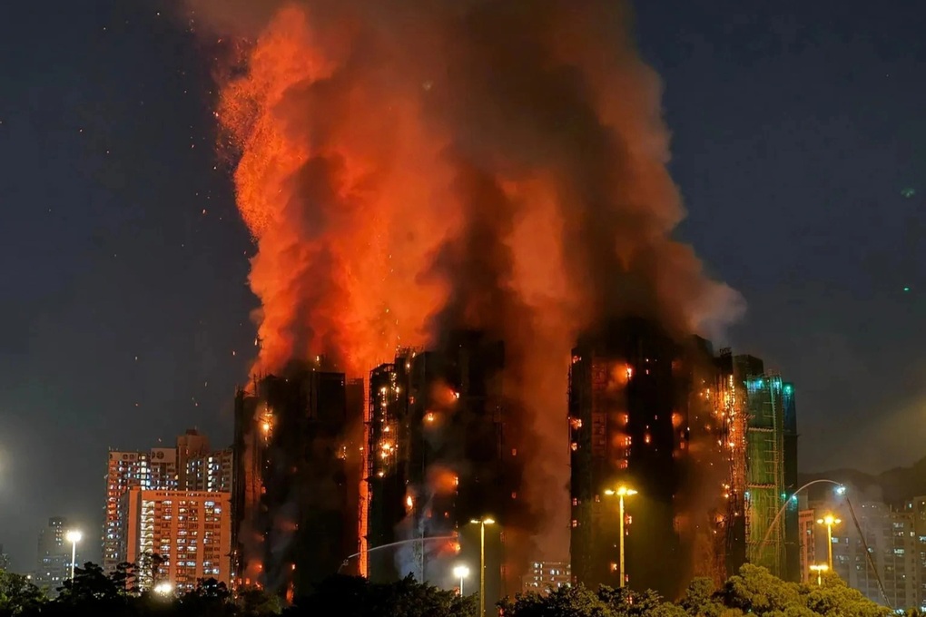 Nhân chứng kể lại vụ hỏa hoạn như ngày tận thế ở chung cư Hong Kong - 1