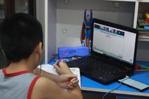 Đừng tạo áp lực học hè lên con trẻ