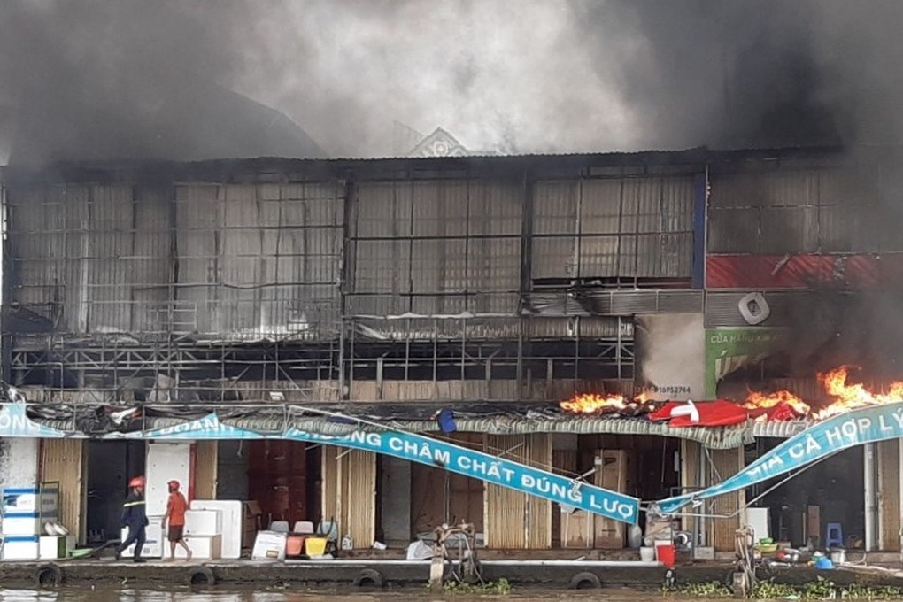 Vụ cháy lớn nhất Bạc Liêu 3 năm chưa ngã ngũ: Khúc mắc hợp đồng kinh tế? - 1