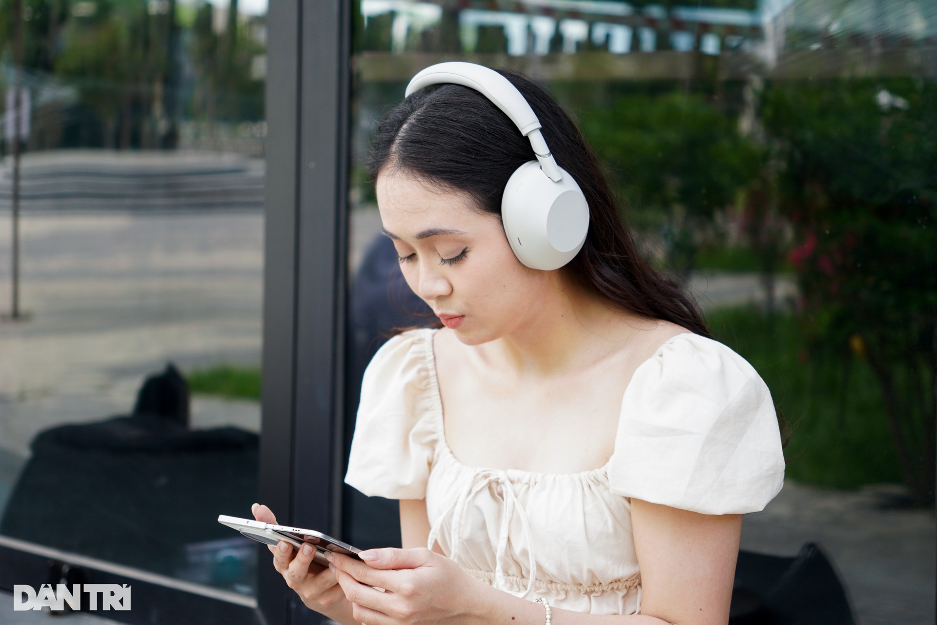 Trải nghiệm Sony WH-1000XM6: Đối thủ của Apple AirPods Max - 25