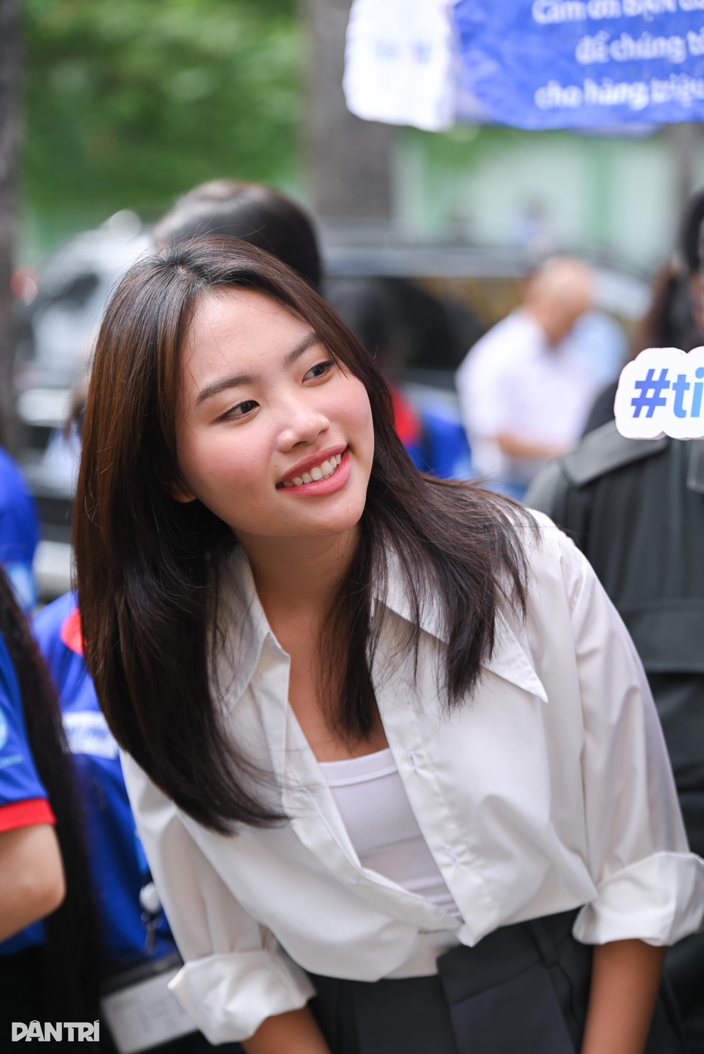 Phương Mỹ Chi nói gì khi đoán trúng Đất nước trong đề thi ngữ văn? - 1 Phương Mỹ Chi nói gì khi đoán trúng Đất nước trong đề thi ngữ văn? - 1