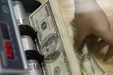 Lãi suất USD “rục rịch” ngược dòng