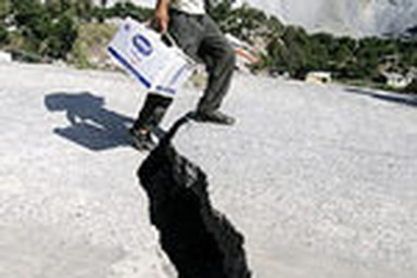 Pakistan tiếp tục hứng chịu động đất