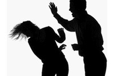 Đánh vợ vì không nhấn nút “Like” trên Facebook