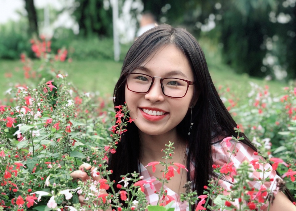 Bông hồng của ĐH Bách Khoa: Định kiến con gái ngành kỹ thuật cần xóa bỏ - 2 Bông hồng của ĐH Bách Khoa: Định kiến con gái ngành kỹ thuật cần xóa bỏ - 2