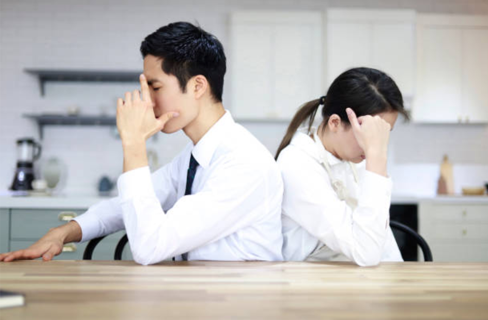 Tha thứ cho chồng ngoại tình, nhưng tôi luôn muốn dằn vặt anh ấy - 1