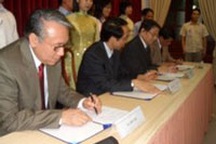 Truy cứu trách nhiệm hình sự người lao động ở lại nước ngoài trái phép