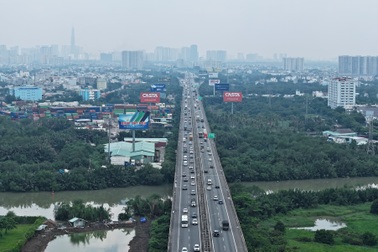 Khẩn cấp mở rộng cao tốc kết nối TPHCM với sân bay Long Thành