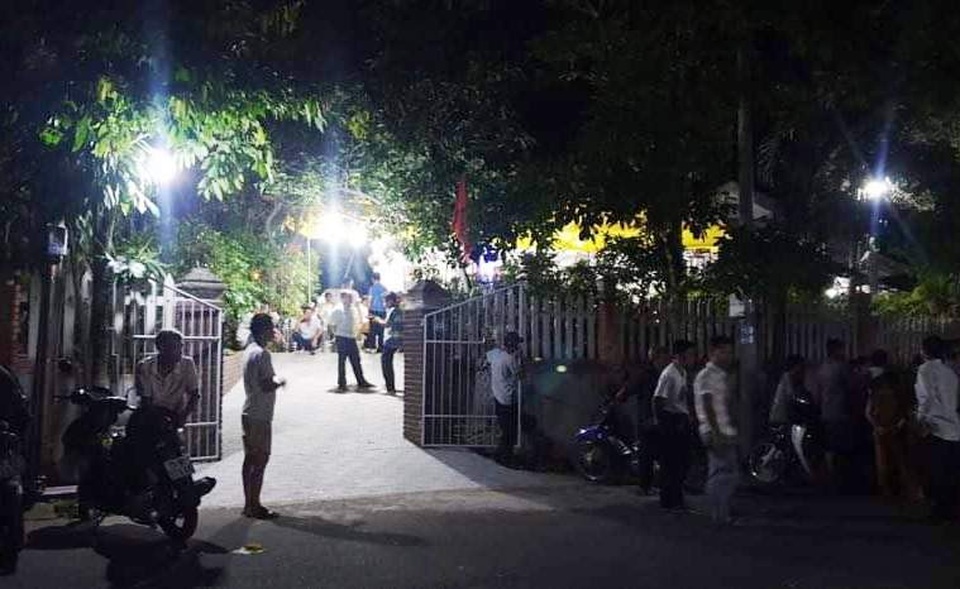Nhét thi thể nam công nhân trong cốp xe rồi chở từ Đà Nẵng ra Huế - 4 Nhét thi thể nam công nhân trong cốp xe rồi chở từ Đà Nẵng ra Huế - 4