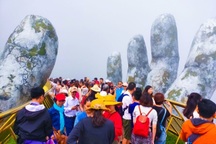 Quá tải khách đặt tour 30/4, công ty du lịch "chốt sổ, khóa tour" sớm