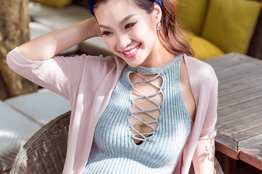 Á hậu Diễm Trang hồi hộp trước ngày sinh con gái đầu lòng