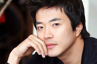 Kwon Sang Woo bị kết tội không yêu nước