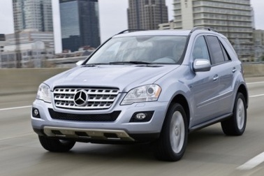 Mercedes giới thiệu "tân binh" ML450 Hybrid