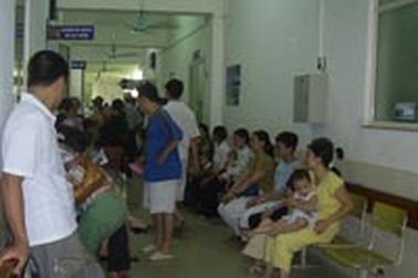 “Lót tay” bác sĩ - “Lệ làng” khó bỏ?