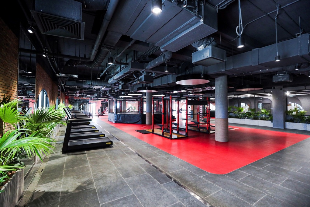 Top 4 Hoa hậu các dân tộc Việt Nam trải nghiệm trung tâm thể thao đa năng tại Aqua City - 1