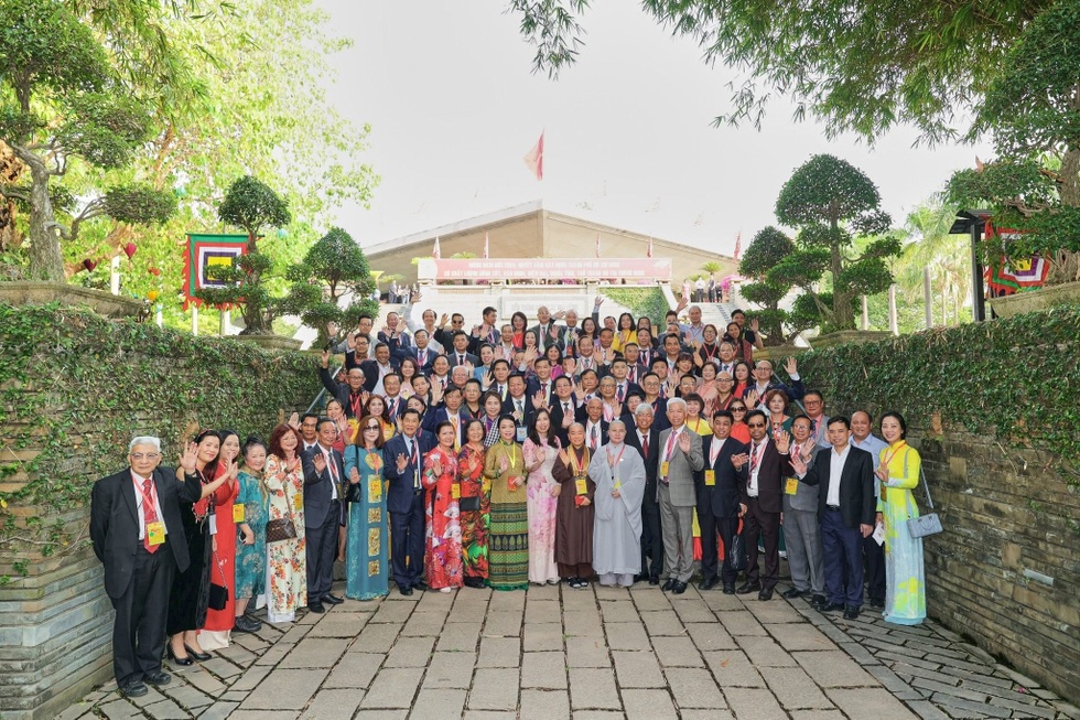 Gỡ vướng mắc, đảm bảo quyền lợi để kiều bào góp sức phát triển đất nước