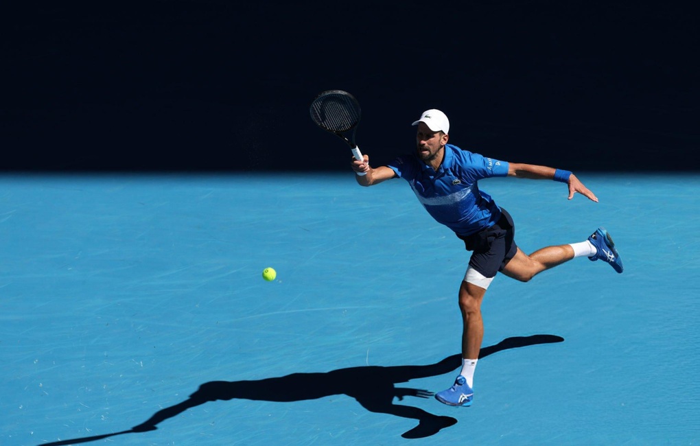 Djokovic bỏ cuộc, Zverev vào chung kết Australian Open - 1