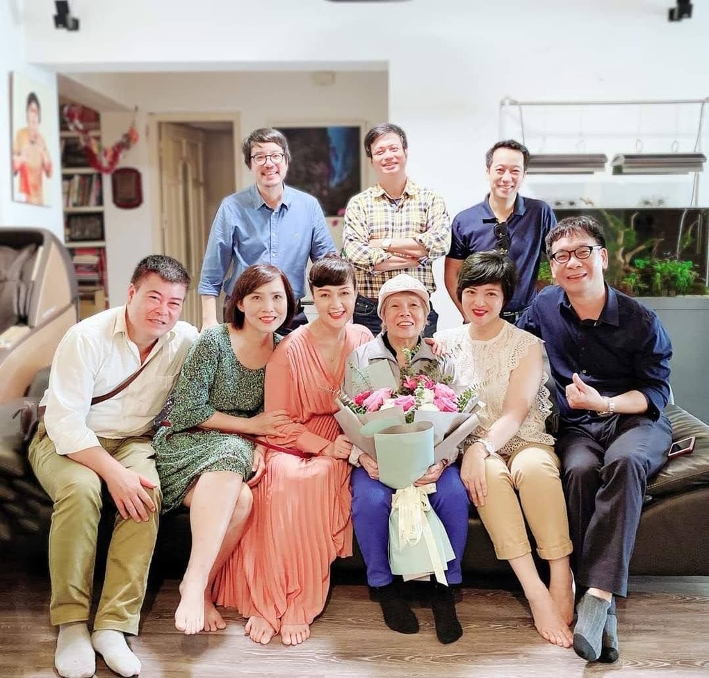 NSƯT Chiều Xuân, Khánh Huyền xúc động kể về NSND Phạm Thị Thành - 1 NSƯT Chiều Xuân, Khánh Huyền xúc động kể về NSND Phạm Thị Thành - 1