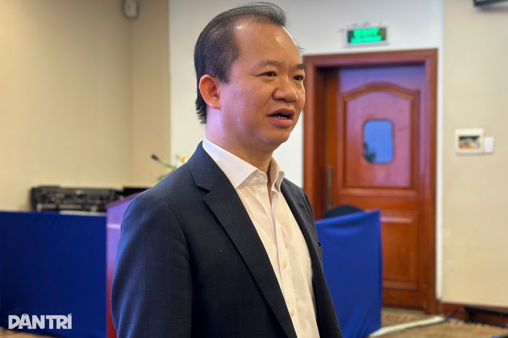 Phim lao đao vì diễn viên gặp ồn ào đời tư: Rủi ro ngoài tầm kiểm soát - 2 Phim lao đao vì diễn viên gặp ồn ào đời tư: Rủi ro ngoài tầm kiểm soát - 2