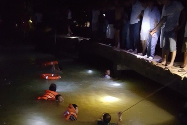 Nữ sinh lớp 7 đuối nước khi đi cắt cỏ