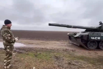 Nga biến vũ khí tịch thu của Ukraine thành xe tăng không người lái
