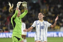 CĐV châu Á ca ngợi chiến thắng lịch sử của Philippines ở World Cup