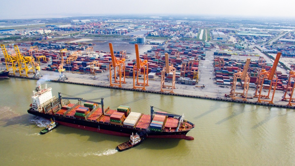 Đội tàu biển Việt Nam trên bờ vực phá sản vì “thảm họa” kép - 1 Đội tàu biển Việt Nam trên bờ vực phá sản vì “thảm họa” kép - 1