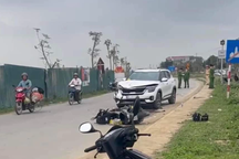 Ô tô tông xe máy, hai vợ chồng tử vong