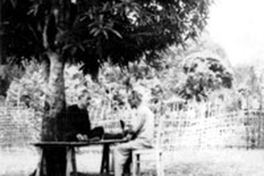 Giáo sư Hoàng Minh Giám: “Tấm gương sáng cho trí thức Việt Nam”