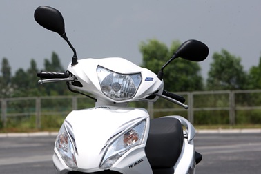 Honda Việt Nam khuyến mại đặc biệt cho Wave 110 RSX và Vision