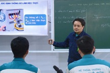 Thầy giáo 14 năm dạy nghề điện lạnh với những triết lý giáo dục sâu sắc
