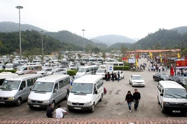 Du xuân đầu năm: “Dở khóc dở cười” vì bị nhà xe “bùng”