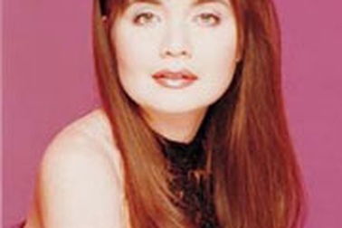 Ca sĩ Việt kiều Đài Trang trở lại