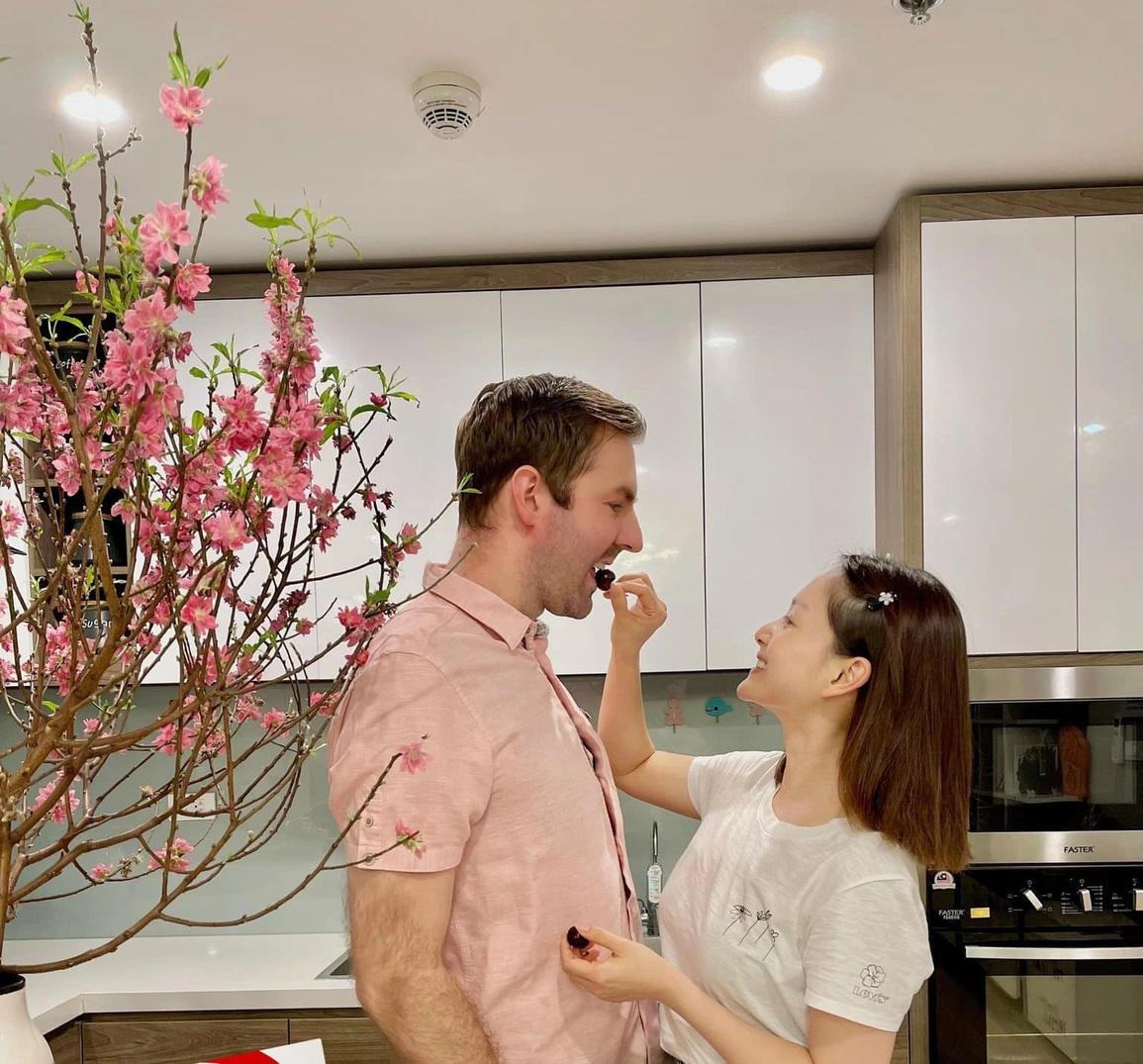 Biệt thự, nhà riêng của sao Việt trang hoàng rực rỡ đón Tết Nhâm Dần - 15 Biệt thự, nhà riêng của sao Việt trang hoàng rực rỡ đón Tết Nhâm Dần - 15