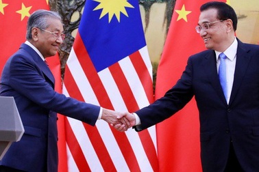 Malaysia nói không với tiền Trung Quốc