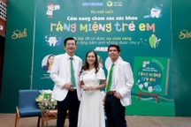 Ra mắt sách "Cẩm nang chăm sóc sức khỏe răng miệng trẻ em"