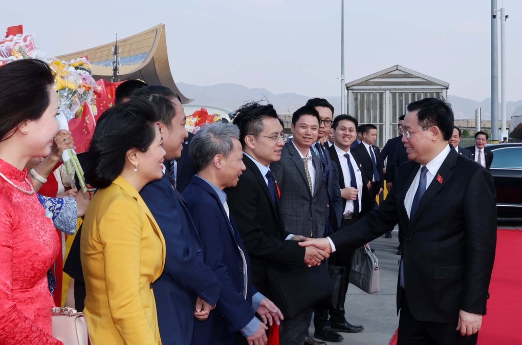 Chủ tịch Quốc hội Vương Đình Huệ kết thúc chuyến thăm chính thức Trung Quốc - 2 Chủ tịch Quốc hội Vương Đình Huệ kết thúc chuyến thăm chính thức Trung Quốc - 2