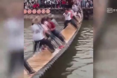 Video chơi cầu lắc thu hút hơn 20 triệu người xem