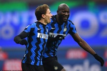 C.Ronaldo gây thất vọng, Juventus gục ngã ở đại chiến với Inter Milan