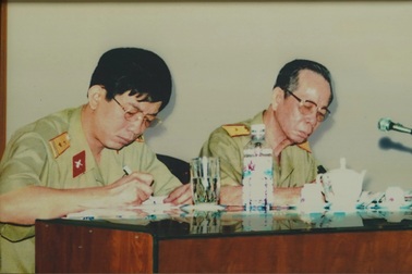 Ảnh tư liệu quý về Thượng tướng Nguyễn Chí Vịnh