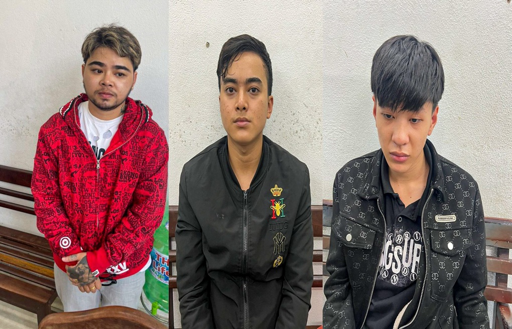 Điều tra đường dây ma túy nước biển khiến nhiều học sinh nhập viện - 1 Điều tra đường dây ma túy nước biển khiến nhiều học sinh nhập viện - 1